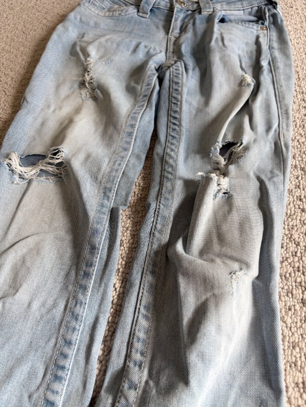 True Religion - Picture 2 of 5